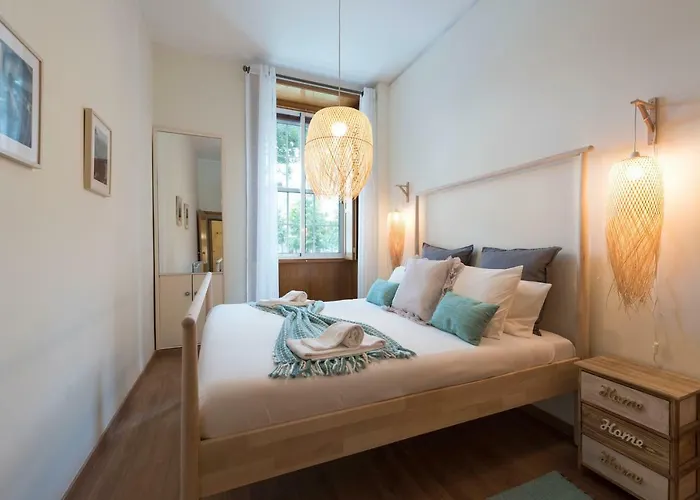 Lovelystay - The Getaway W/ Free Parking Porto
