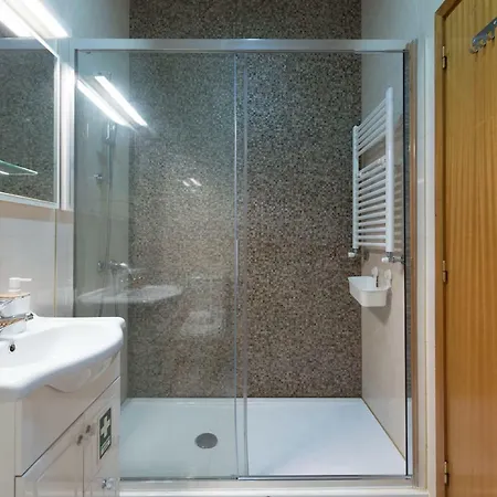 Lovelystay - The Getaway W/ Free Parking * Porto