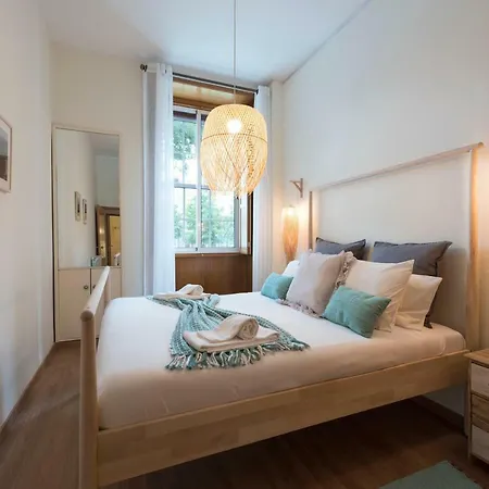 Lovelystay - The Getaway W/ Free Parking Porto